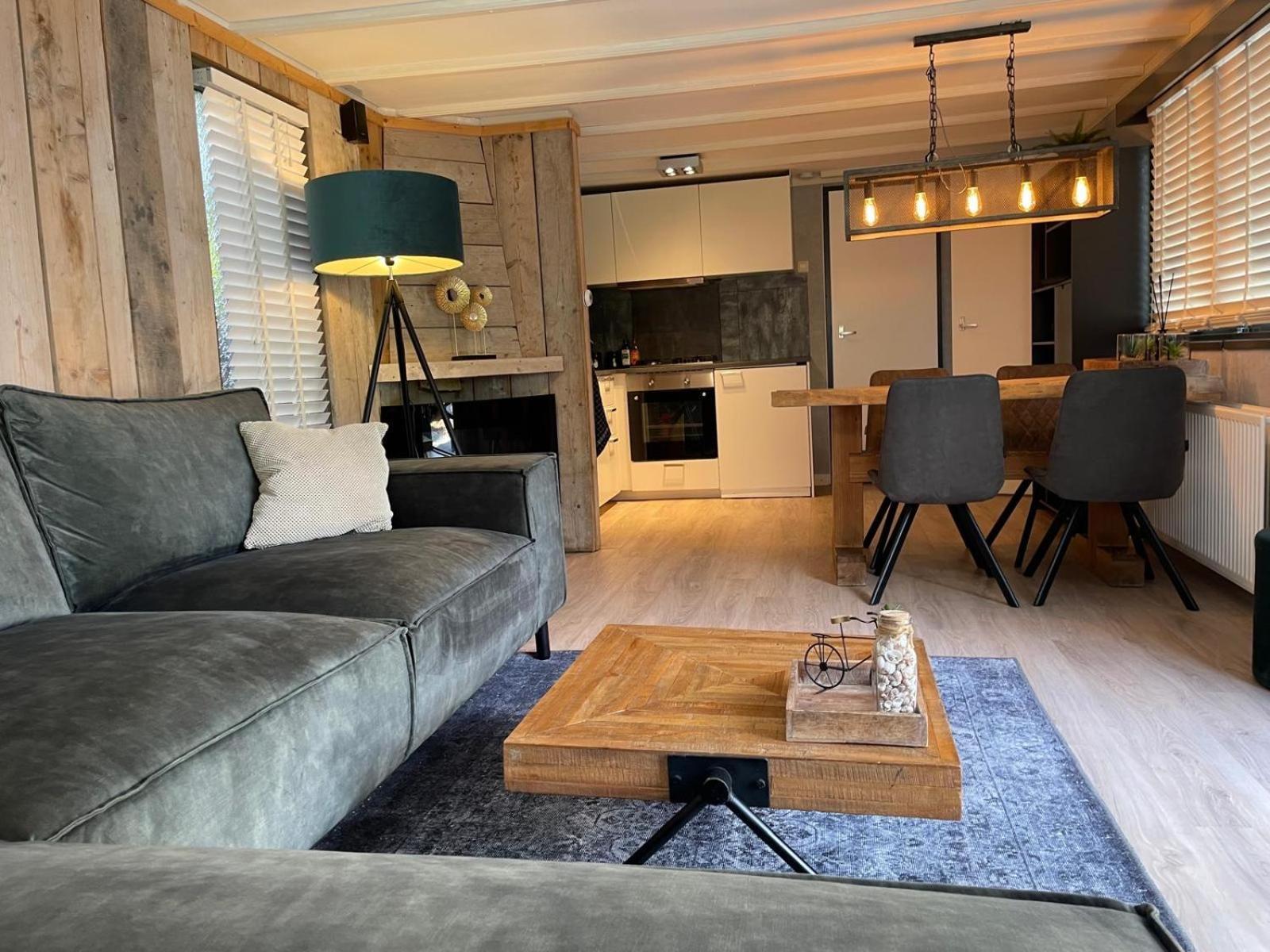 Uniek Chalet Op De Veluwe, In Bosrijke Omgeving. Putten Eksteriør bilde
